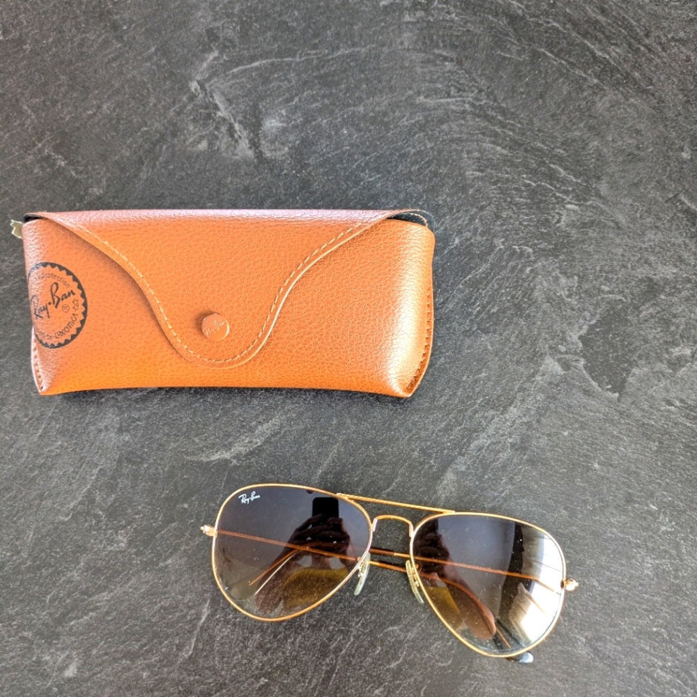 Ray-Ban Gold Aviator Sunglasses with Brown Case